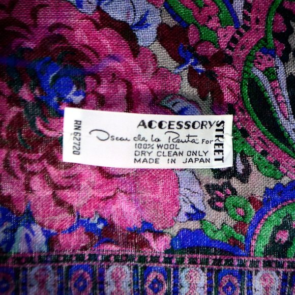 Oscar De La Renta Square Wool Scarf Paisley Floral - Picture 3 of 5